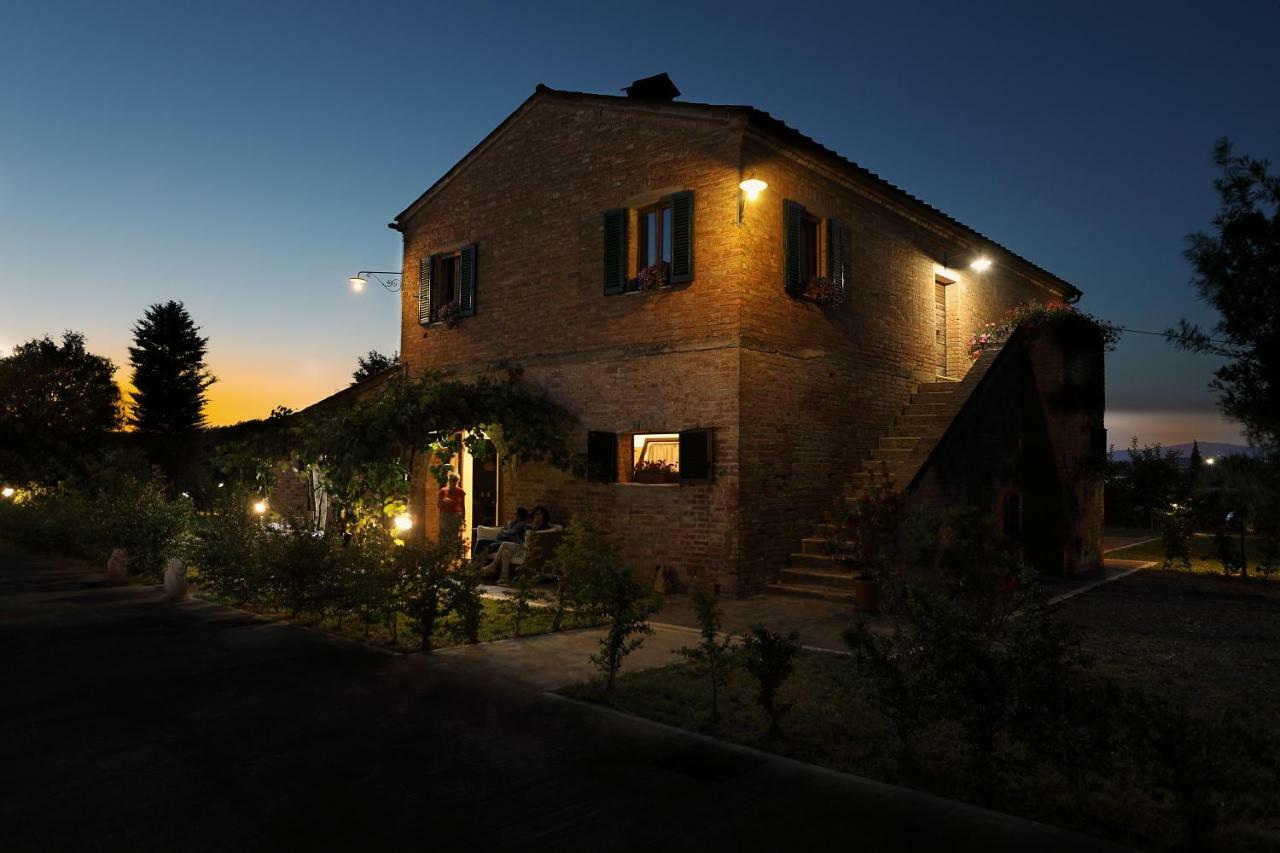 Podere Casanova & Wine Experience - Montepulciano Stazione Extérieur photo